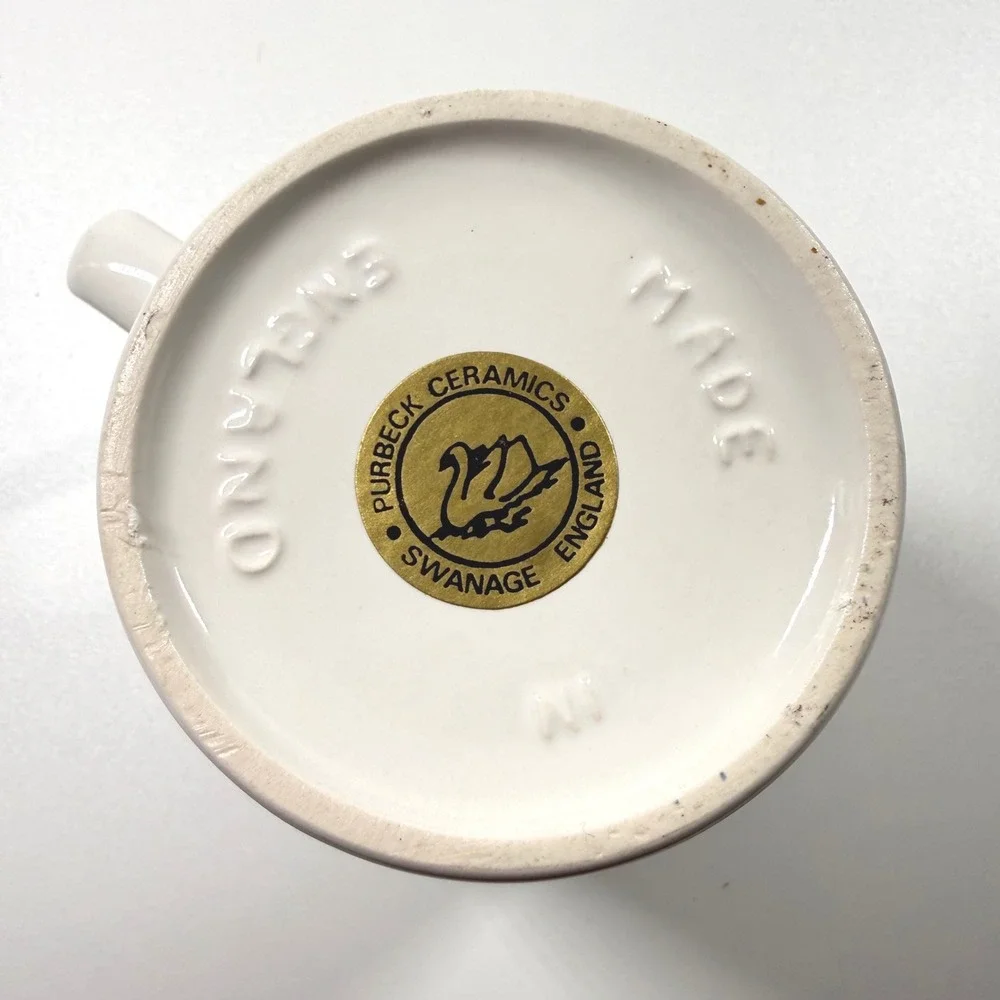 Queen Elizabeth II 1977 Silver Jubilee Mug Purbeck Ceramics UK England White